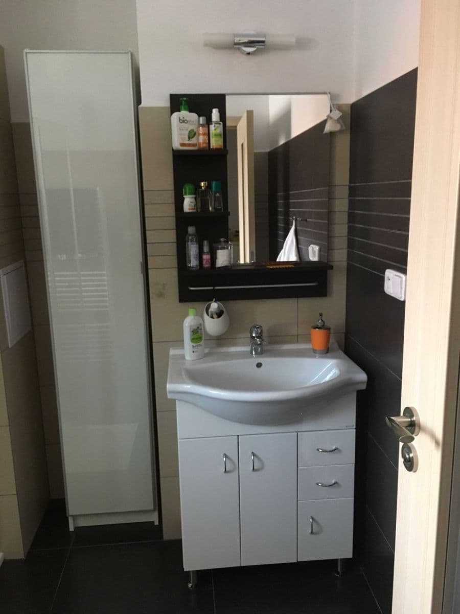 Prenájom bytu 2-izbový 56 m², Erbenova, Písek, Jihočeský kraj Prenájom bytu 2-izbový 56 m², Erbenova, Písek, Jihočeský kraj