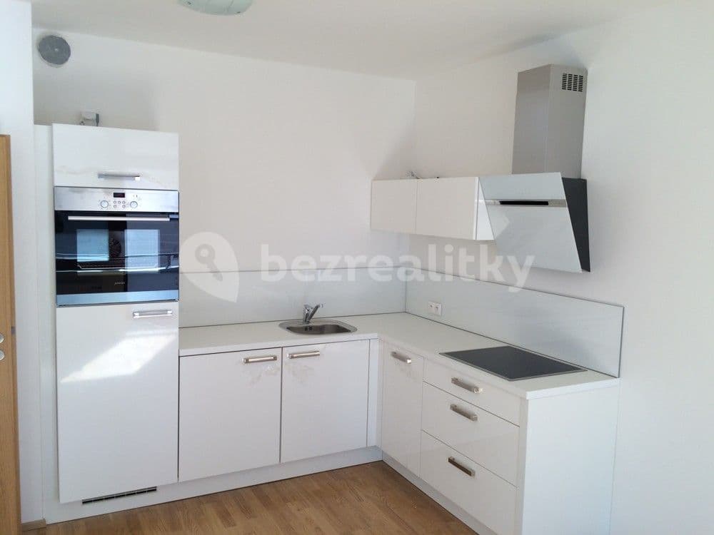 Prenájom bytu 2-izbový 40 m², Pod dvorem, Praha, Praha Prenájom bytu 2-izbový 40 m², Pod dvorem, Praha, Praha