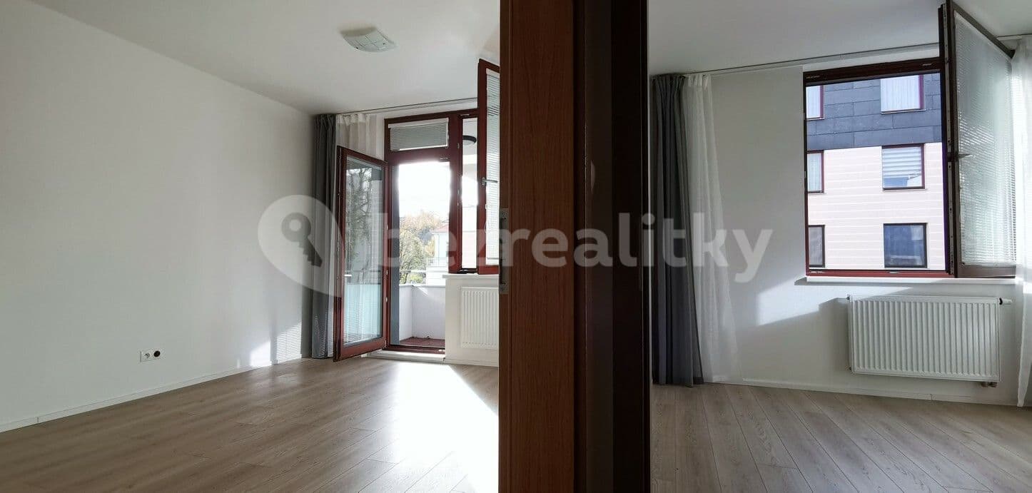 Prenájom bytu 2-izbový 40 m², Pod dvorem, Praha, Praha Prenájom bytu 2-izbový 40 m², Pod dvorem, Praha, Praha