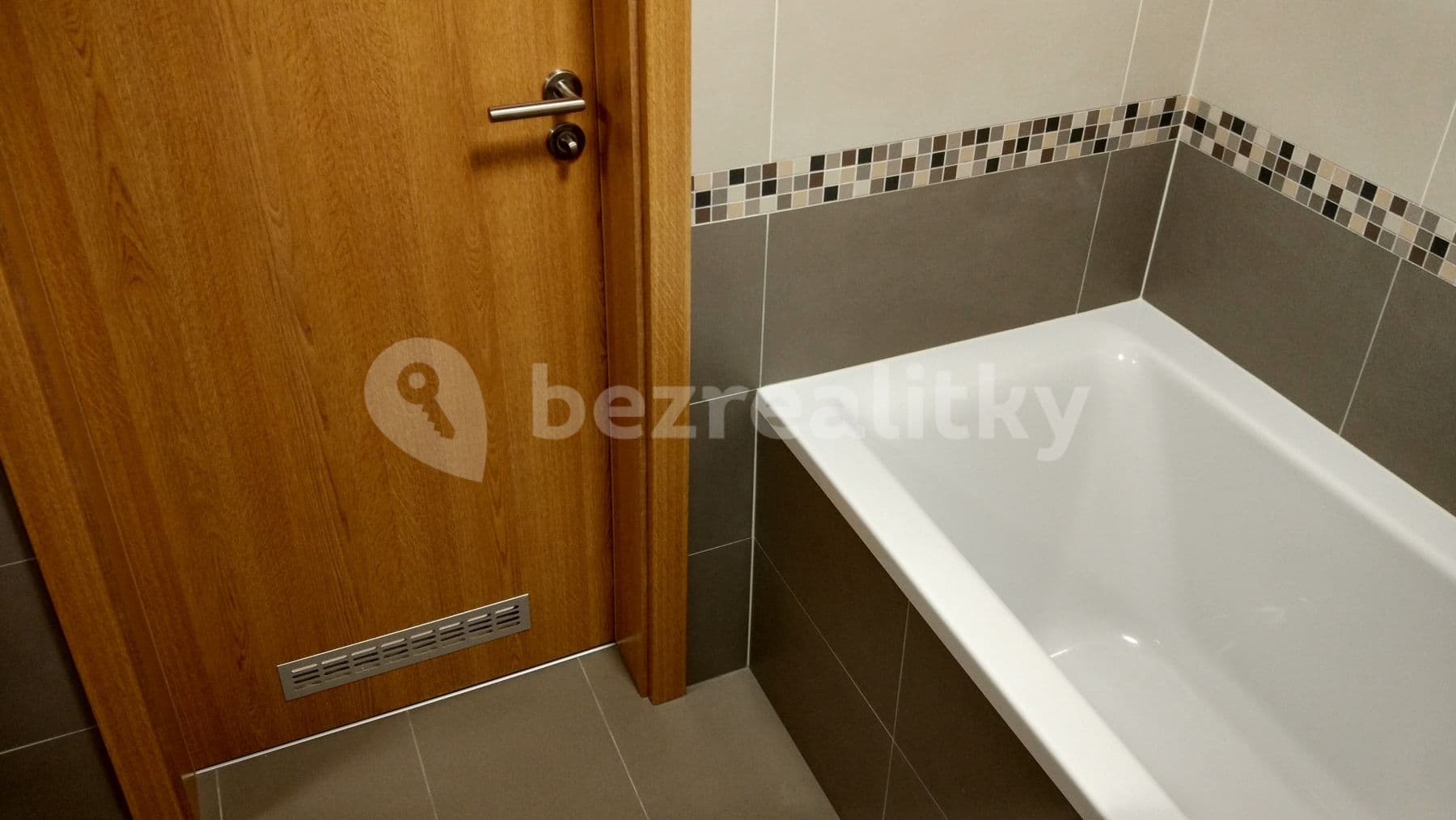 Prenájom bytu 1-izbový 47 m², Řípská, Brno, Jihomoravský kraj Prenájom bytu 1-izbový 47 m², Řípská, Brno, Jihomoravský kraj