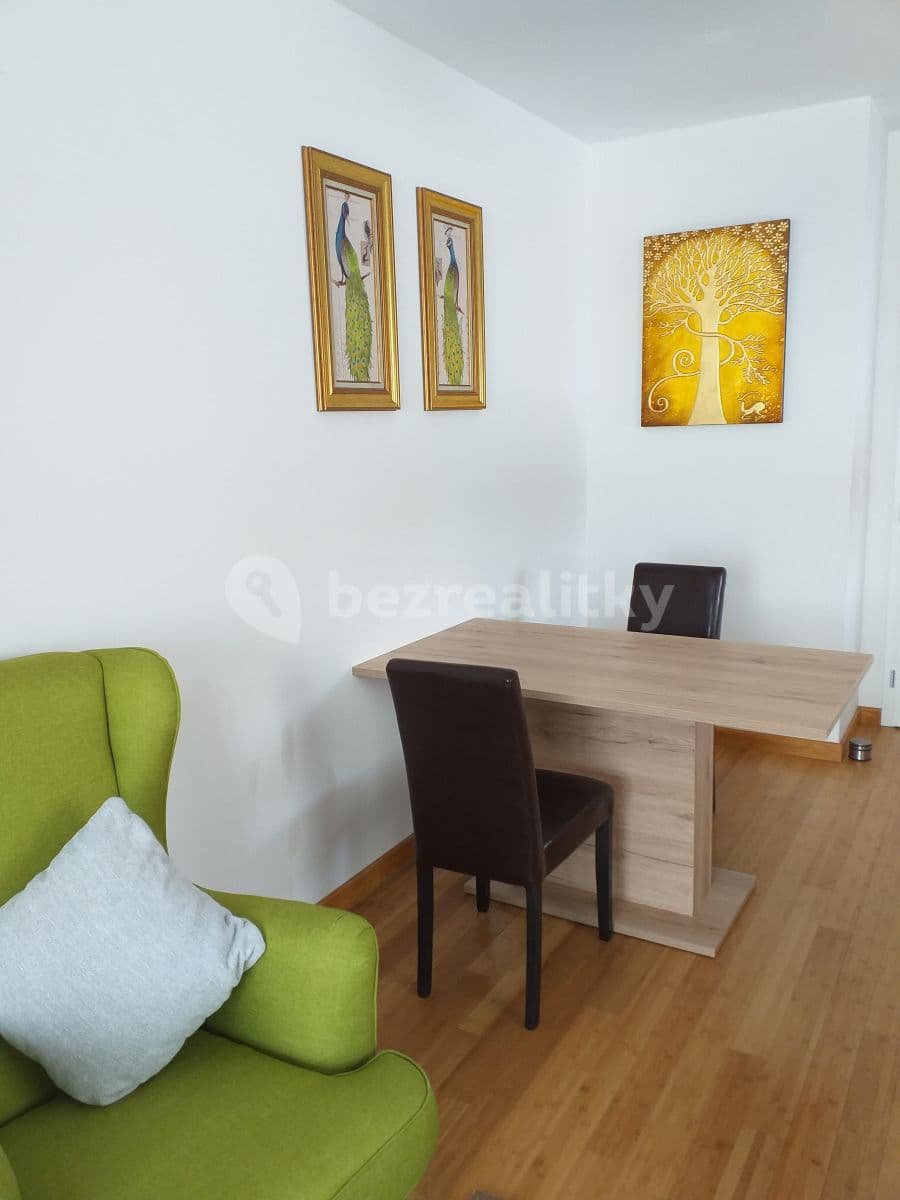 Prenájom bytu 2-izbový 56 m², Za Mototechnou, Praha, Praha