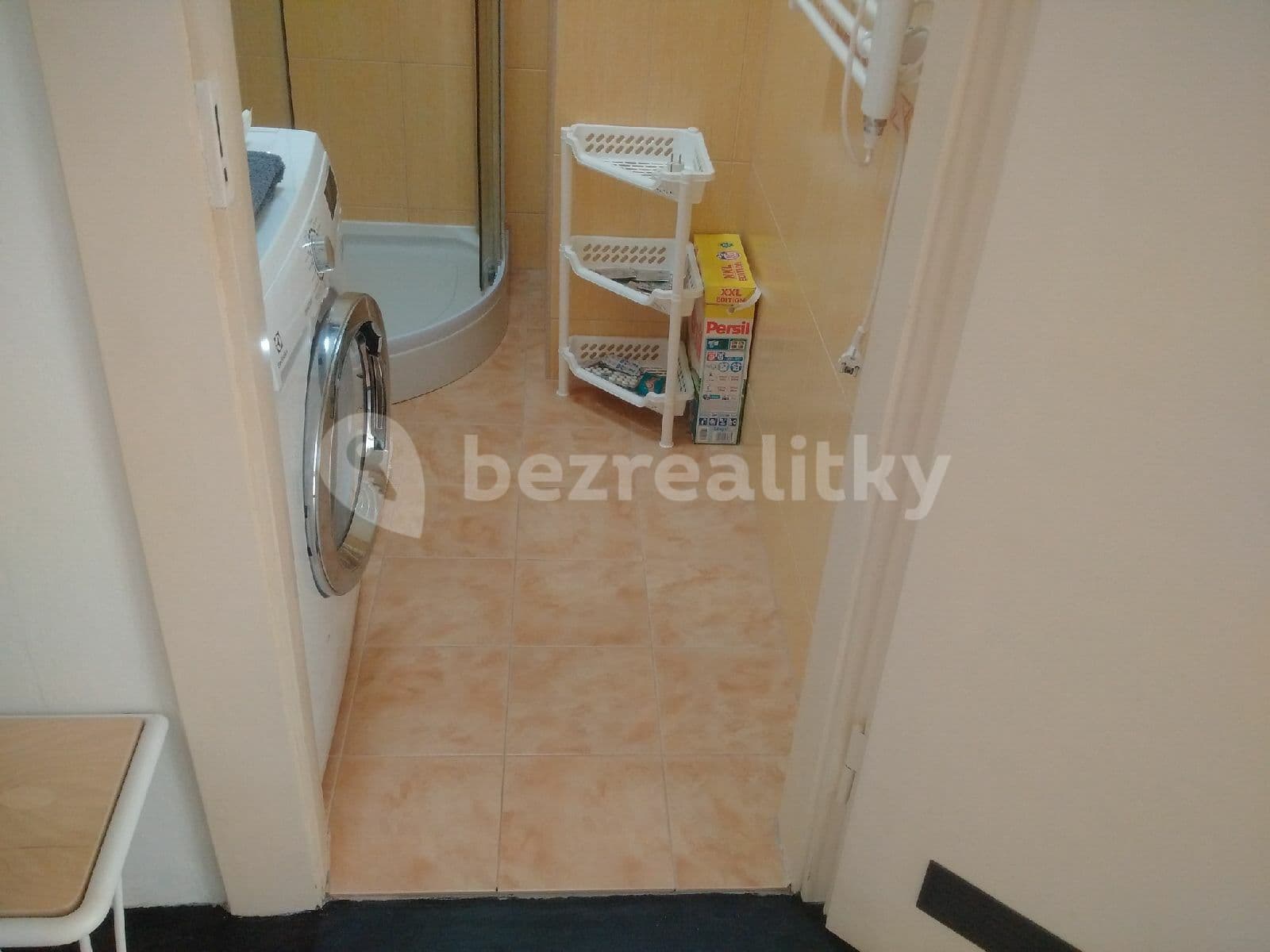 Prenájom bytu 1-izbový 46 m², Na Nivách, Praha, Praha Prenájom bytu 1-izbový 46 m², Na Nivách, Praha, Praha