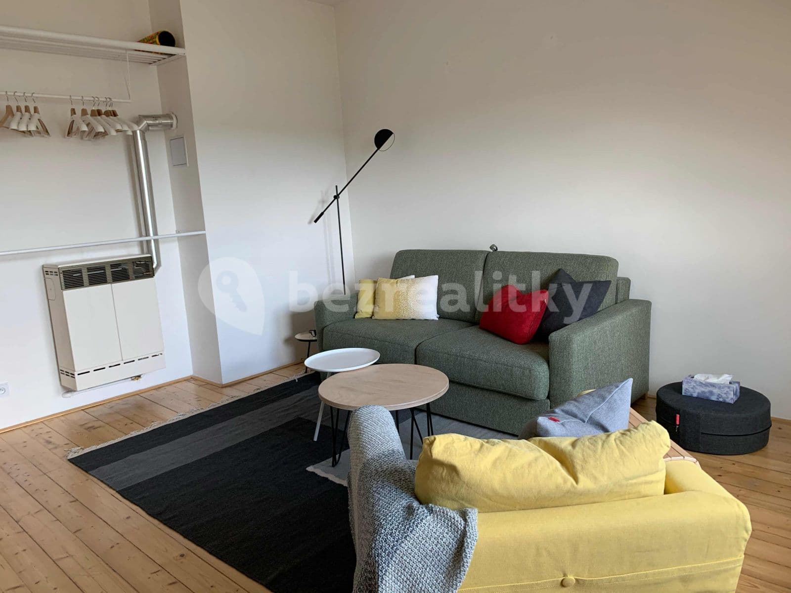 Prenájom bytu 1-izbový 46 m², Na Nivách, Praha, Praha Prenájom bytu 1-izbový 46 m², Na Nivách, Praha, Praha