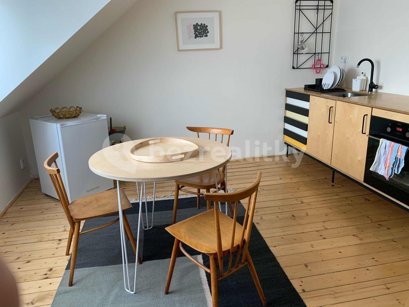 Prenájom bytu 1-izbový 46 m², Na Nivách, Praha, Praha Prenájom bytu 1-izbový 46 m², Na Nivách, Praha, Praha