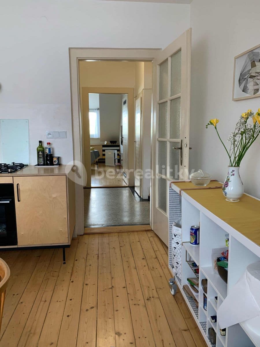 Prenájom bytu 1-izbový 46 m², Na Nivách, Praha, Praha Prenájom bytu 1-izbový 46 m², Na Nivách, Praha, Praha