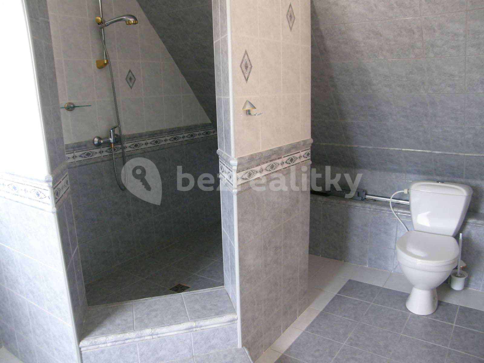 Prenájom domu 243 m², pozemek 500 m², Růžová, Děčín, Ústecký kraj Prenájom domu 243 m², pozemek 500 m², Růžová, Děčín, Ústecký kraj