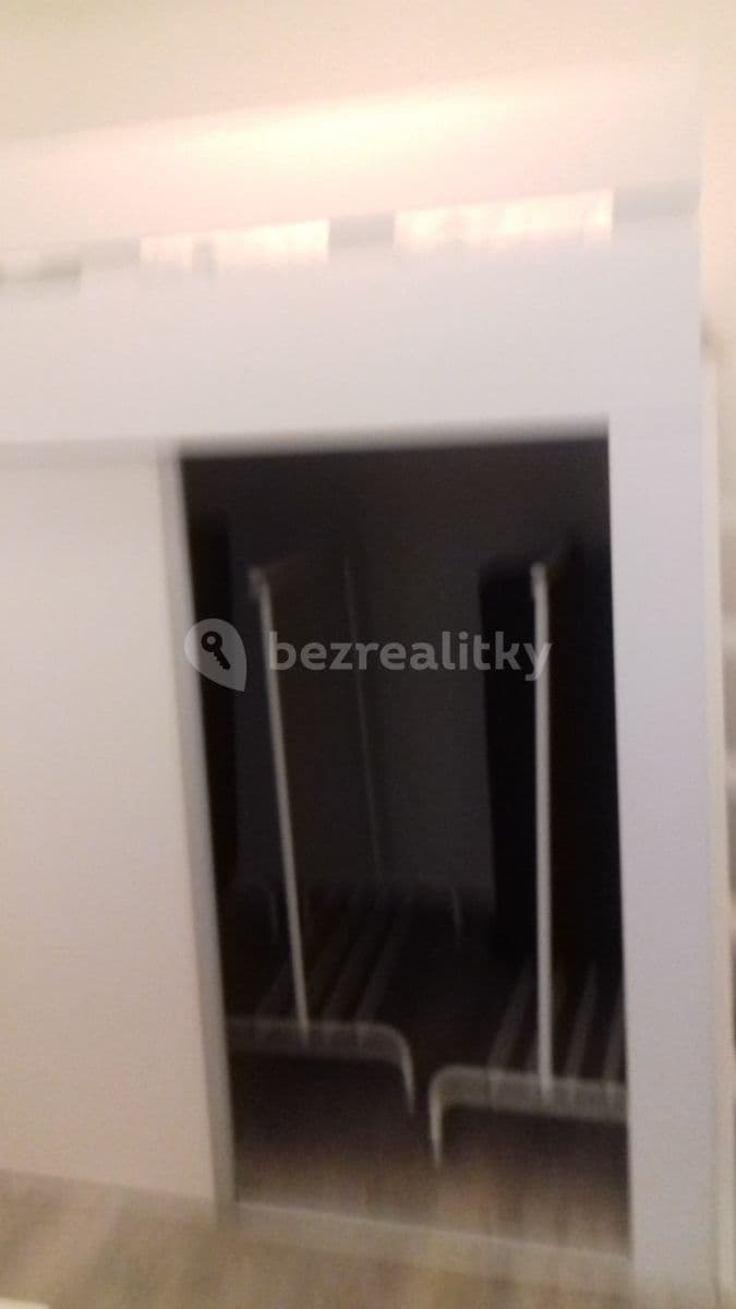 Prenájom bytu 2-izbový 45 m², Krymská, Praha, Praha Prenájom bytu 2-izbový 45 m², Krymská, Praha, Praha