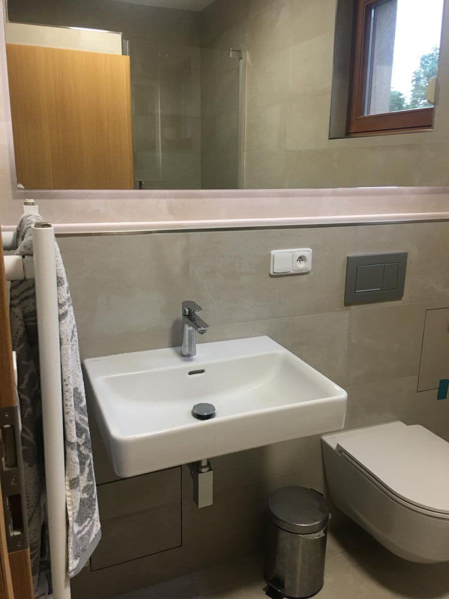 Prenájom bytu 2-izbový 56 m², Trojská, Praha, Praha Prenájom bytu 2-izbový 56 m², Trojská, Praha, Praha