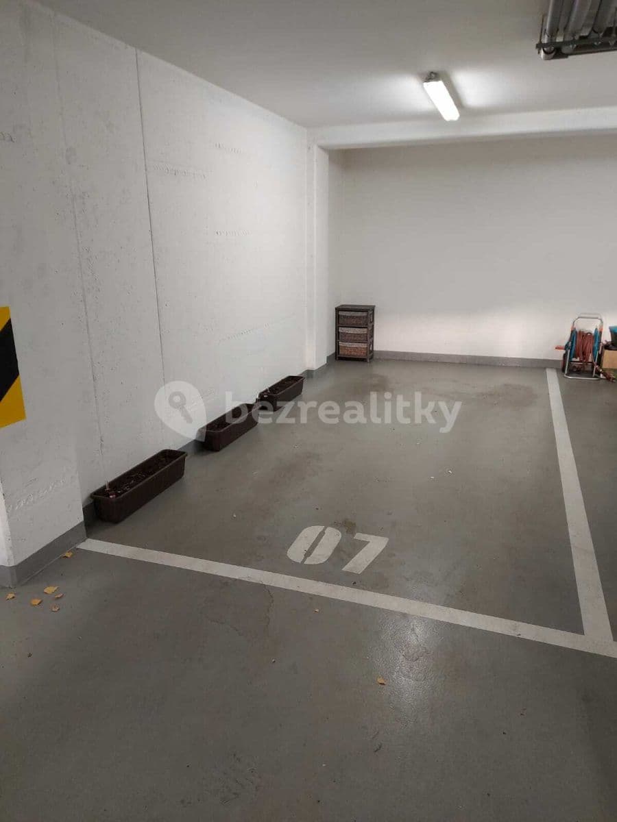 Prenájom bytu 2-izbový 57 m², Blšanecká, Praha, Praha Prenájom bytu 2-izbový 57 m², Blšanecká, Praha, Praha