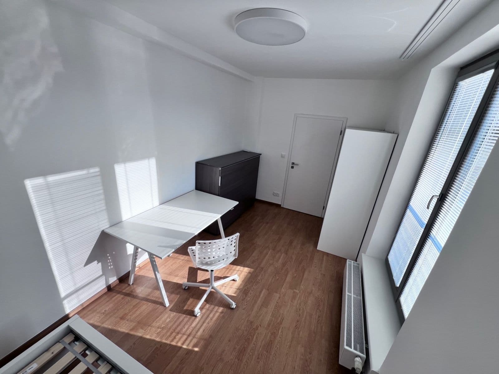 Prenájom bytu 5-izbový 14 m², Viniční, Brno, Jihomoravský kraj Prenájom bytu 5-izbový 14 m², Viniční, Brno, Jihomoravský kraj