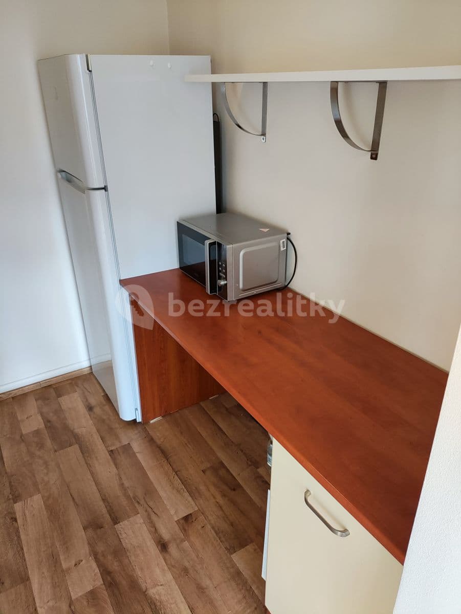Prenájom bytu 2-izbový 45 m², Ohradní, Praha, Praha Prenájom bytu 2-izbový 45 m², Ohradní, Praha, Praha