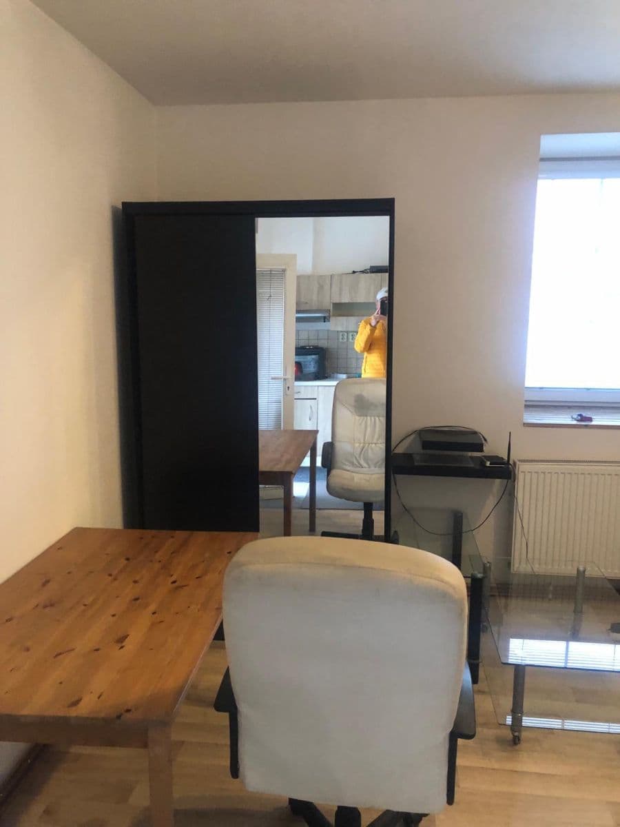 Prenájom bytu 1-izbový 22 m², K Třebonicům, Praha, Praha Prenájom bytu 1-izbový 22 m², K Třebonicům, Praha, Praha