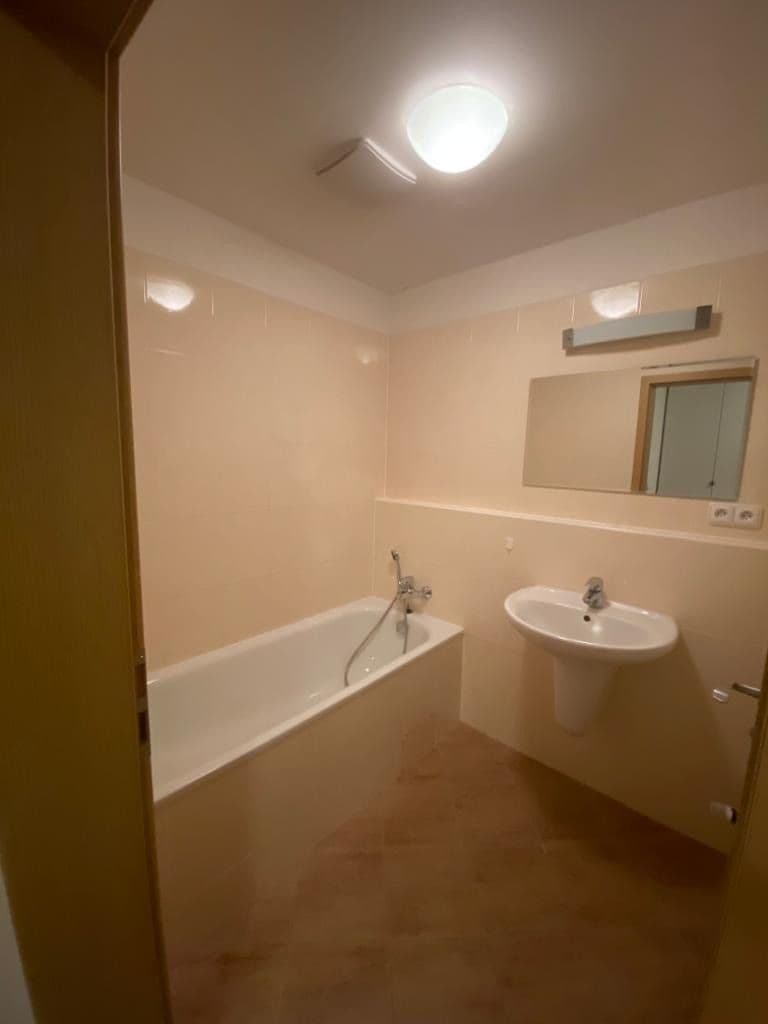 Prenájom bytu 1-izbový 46 m², Vorařská, Praha, Praha Prenájom bytu 1-izbový 46 m², Vorařská, Praha, Praha