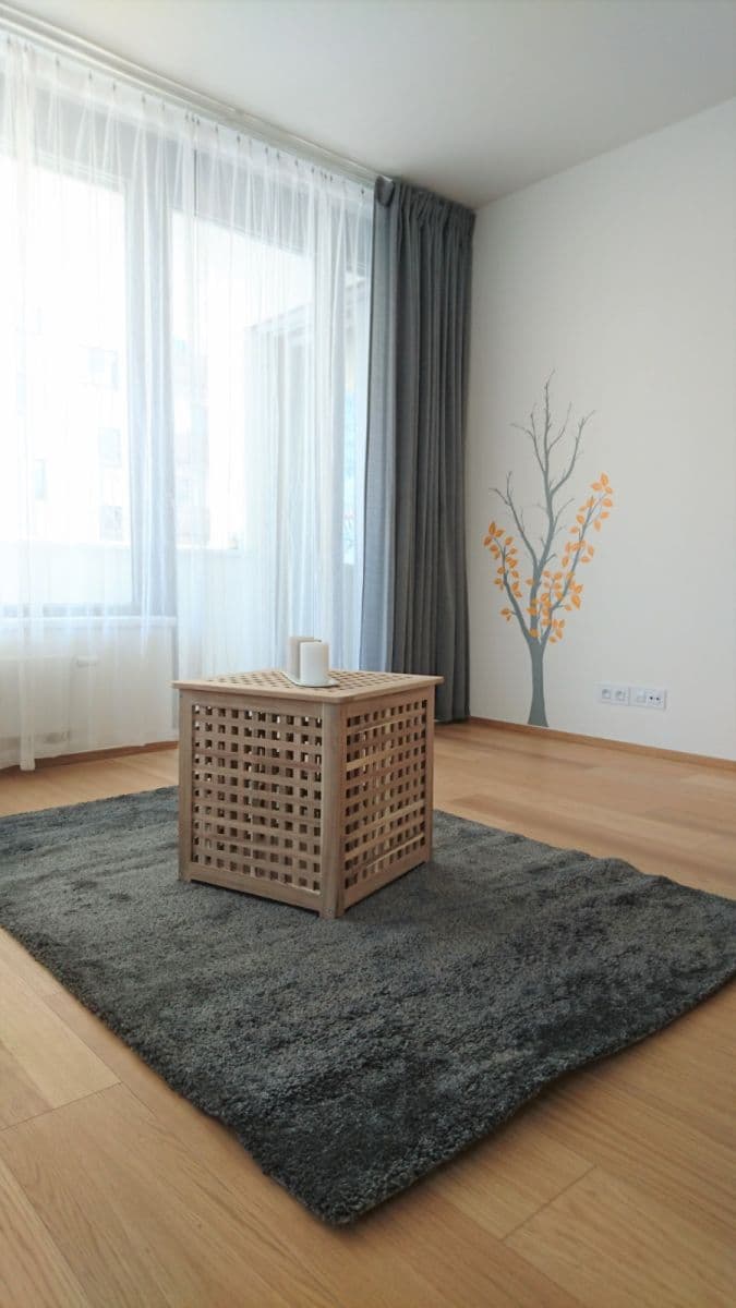 Prenájom bytu 2-izbový 20 m², Walterovo náměstí, Praha, Praha Prenájom bytu 2-izbový 20 m², Walterovo náměstí, Praha, Praha