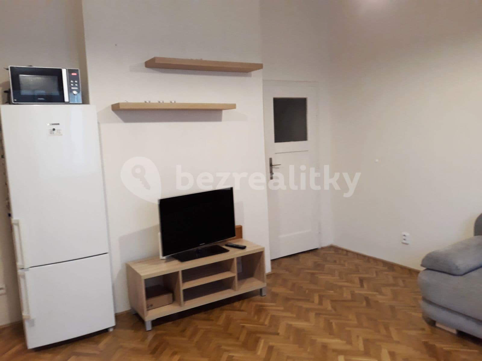 Prenájom bytu 2-izbový 39 m², Nad Kajetánkou, Praha, Praha Prenájom bytu 2-izbový 39 m², Nad Kajetánkou, Praha, Praha