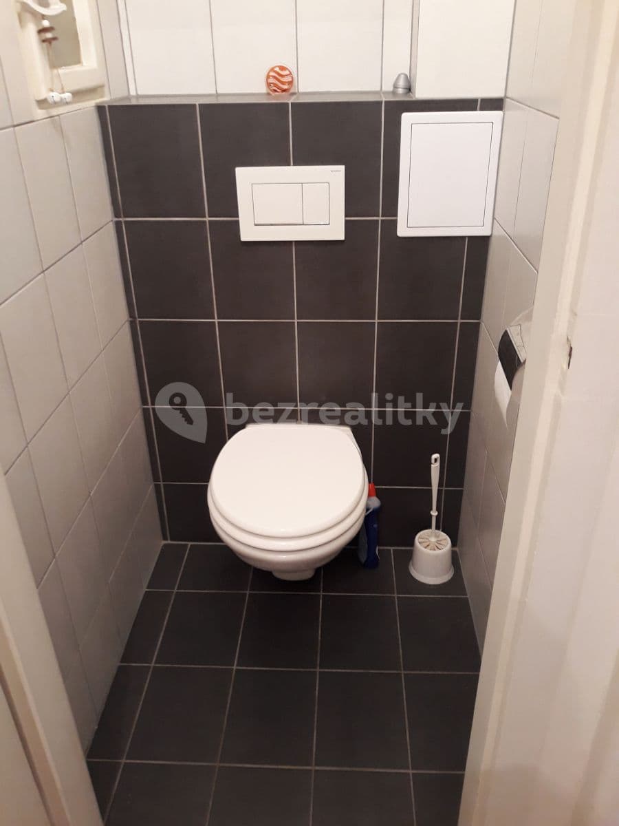 Prenájom bytu 2-izbový 39 m², Nad Kajetánkou, Praha, Praha Prenájom bytu 2-izbový 39 m², Nad Kajetánkou, Praha, Praha
