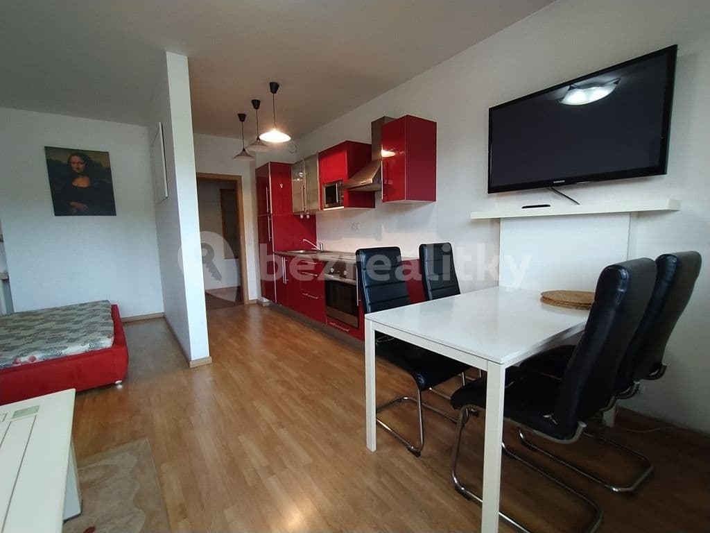 Prenájom bytu 1-izbový 45 m², Plzeňská, Praha, Praha Prenájom bytu 1-izbový 45 m², Plzeňská, Praha, Praha
