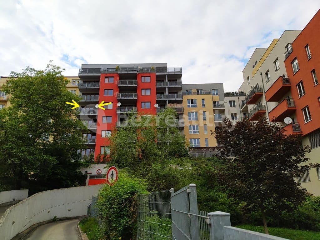 Prenájom bytu 1-izbový 45 m², Plzeňská, Praha, Praha Prenájom bytu 1-izbový 45 m², Plzeňská, Praha, Praha