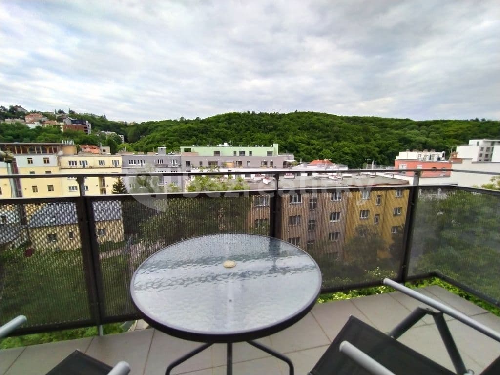 Prenájom bytu 1-izbový 45 m², Plzeňská, Praha, Praha Prenájom bytu 1-izbový 45 m², Plzeňská, Praha, Praha