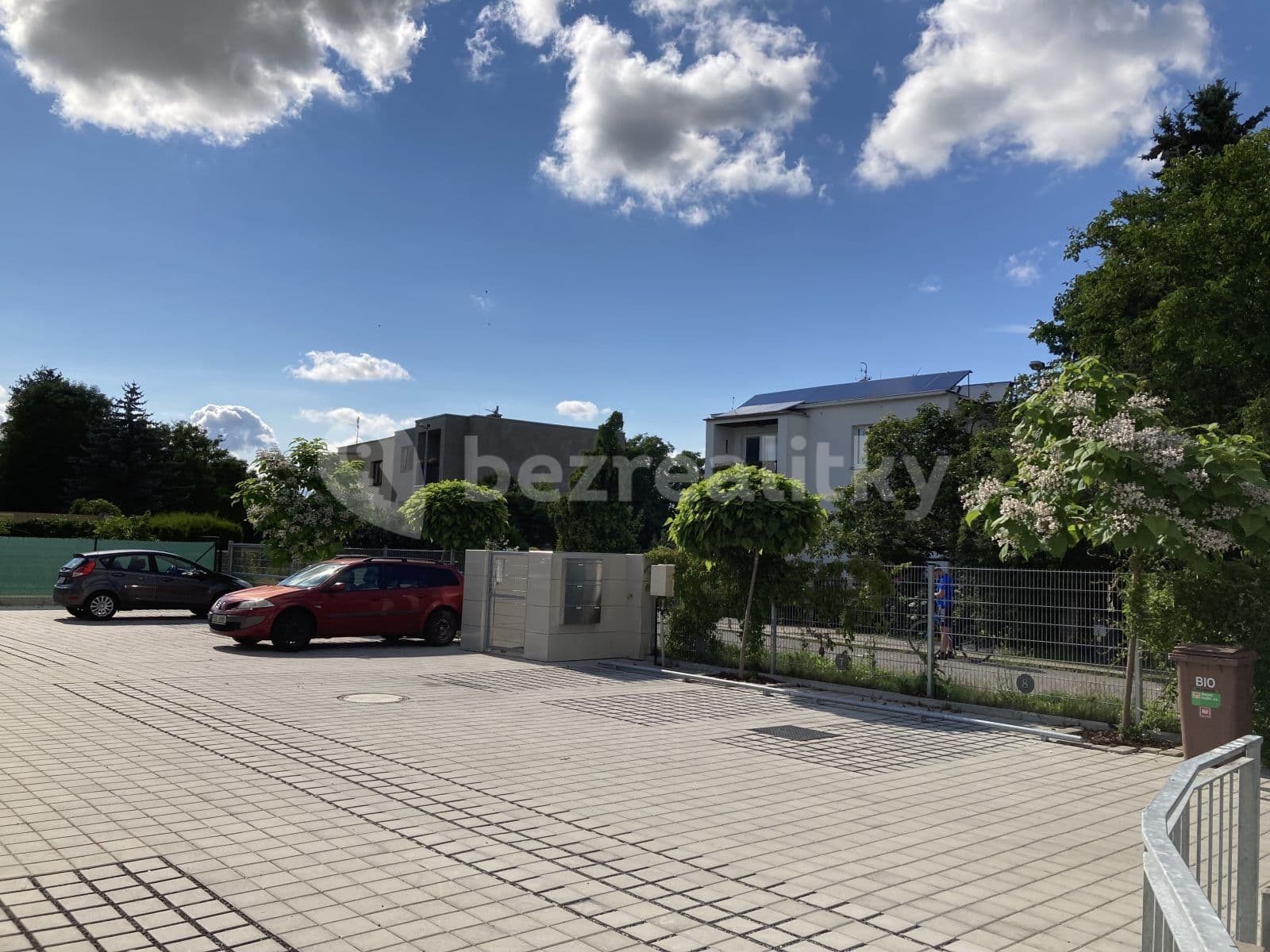 Prenájom bytu 1-izbový 36 m², Lačnovská, Praha, Praha Prenájom bytu 1-izbový 36 m², Lačnovská, Praha, Praha