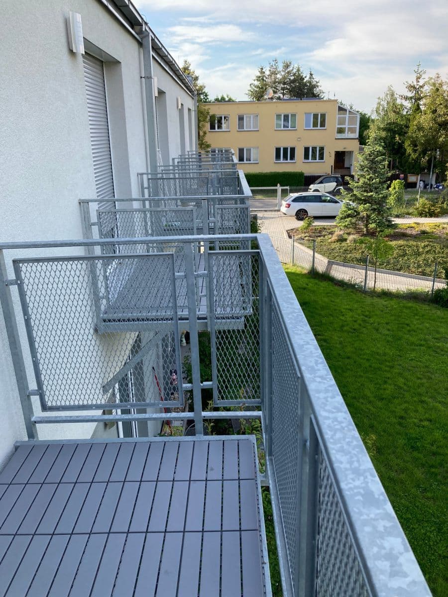 Prenájom bytu 1-izbový 36 m², Lačnovská, Praha, Praha Prenájom bytu 1-izbový 36 m², Lačnovská, Praha, Praha