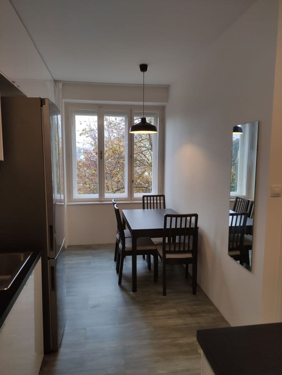 Prenájom bytu 2-izbový 46 m², Renneská třída, Brno, Jihomoravský kraj Prenájom bytu 2-izbový 46 m², Renneská třída, Brno, Jihomoravský kraj