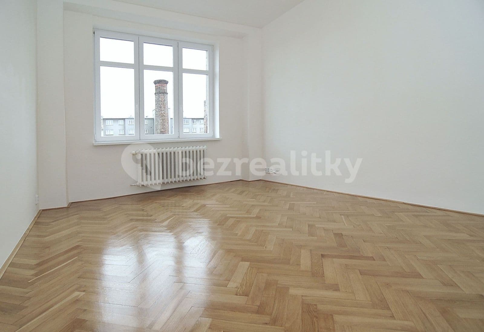 Prenájom bytu 3-izbový 89 m², Přístavní, Praha, Praha Prenájom bytu 3-izbový 89 m², Přístavní, Praha, Praha