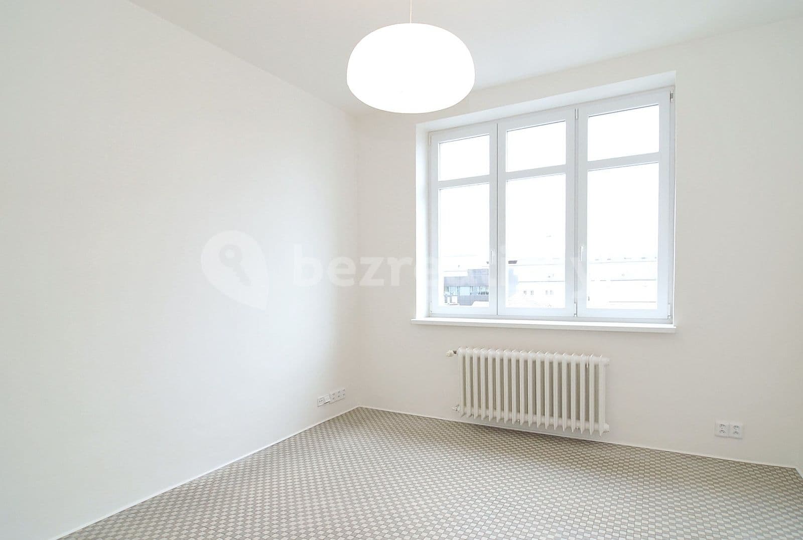 Prenájom bytu 3-izbový 89 m², Přístavní, Praha, Praha Prenájom bytu 3-izbový 89 m², Přístavní, Praha, Praha