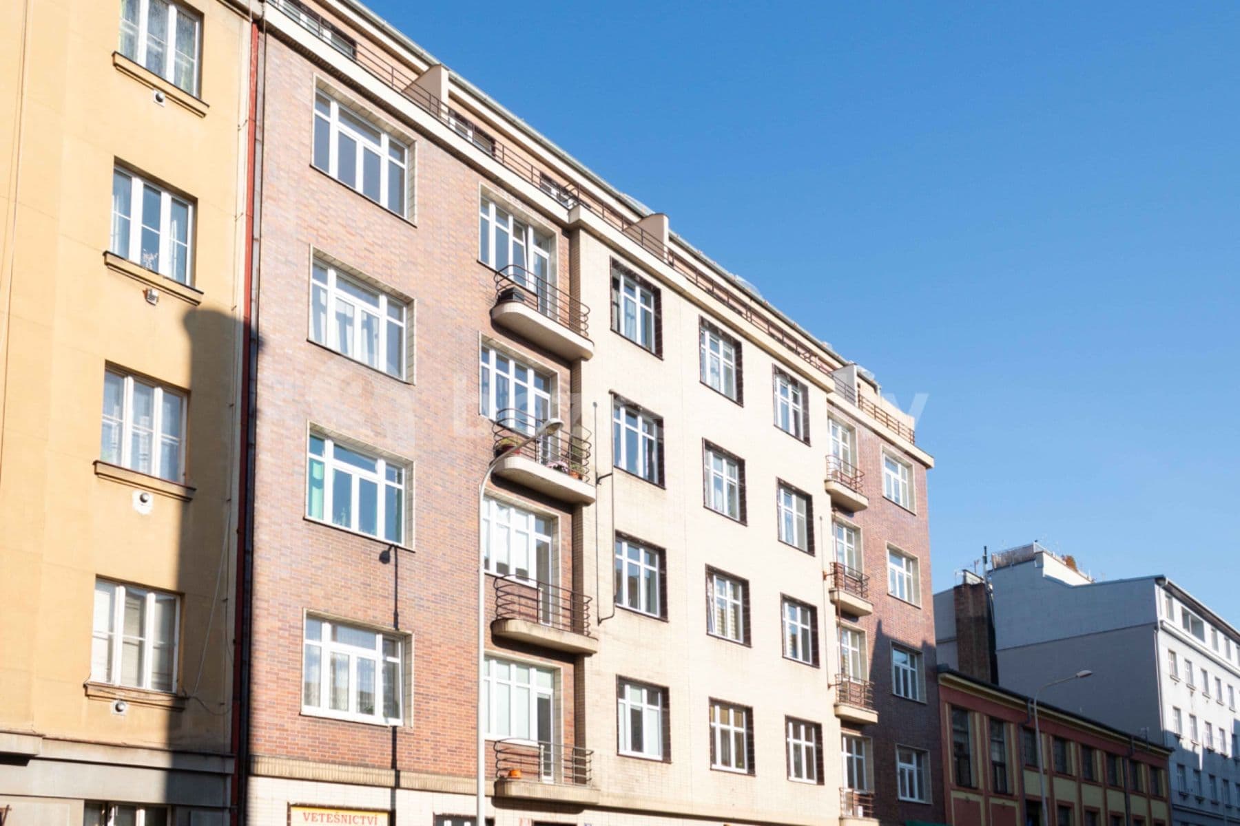 Prenájom bytu 3-izbový 89 m², Přístavní, Praha, Praha Prenájom bytu 3-izbový 89 m², Přístavní, Praha, Praha