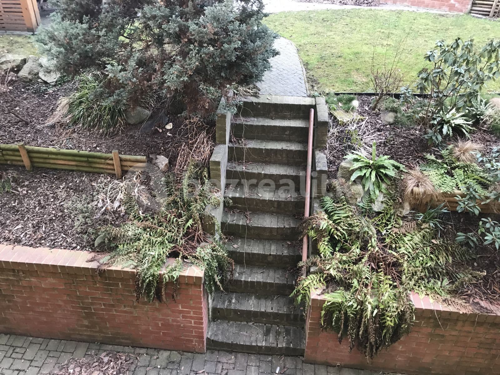 Prenájom bytu 1-izbový 31 m², Pod radnicí, Praha, Praha Prenájom bytu 1-izbový 31 m², Pod radnicí, Praha, Praha