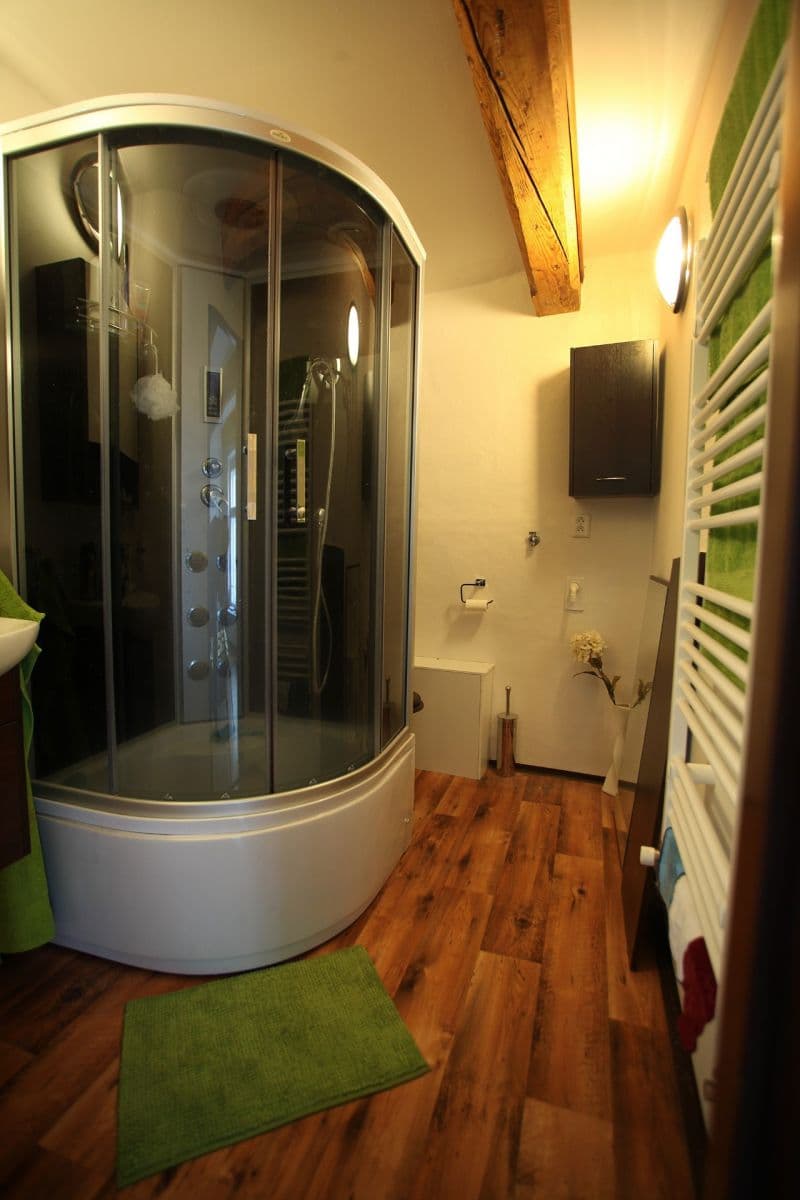 Prenájom bytu 1-izbový 25 m², Joštova, Jihlava, Kraj Vysočina Prenájom bytu 1-izbový 25 m², Joštova, Jihlava, Kraj Vysočina