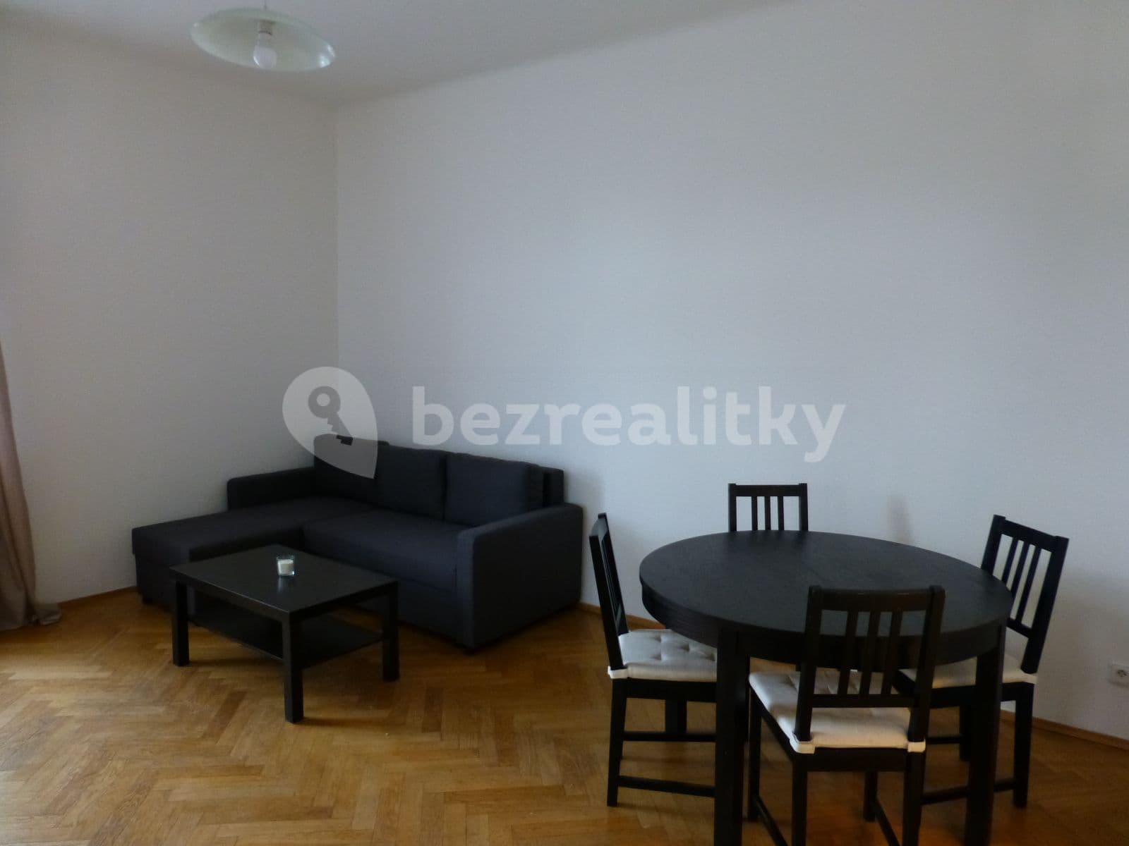 Prenájom bytu 2-izbový 51 m², Na Jezerce, Praha, Praha Prenájom bytu 2-izbový 51 m², Na Jezerce, Praha, Praha