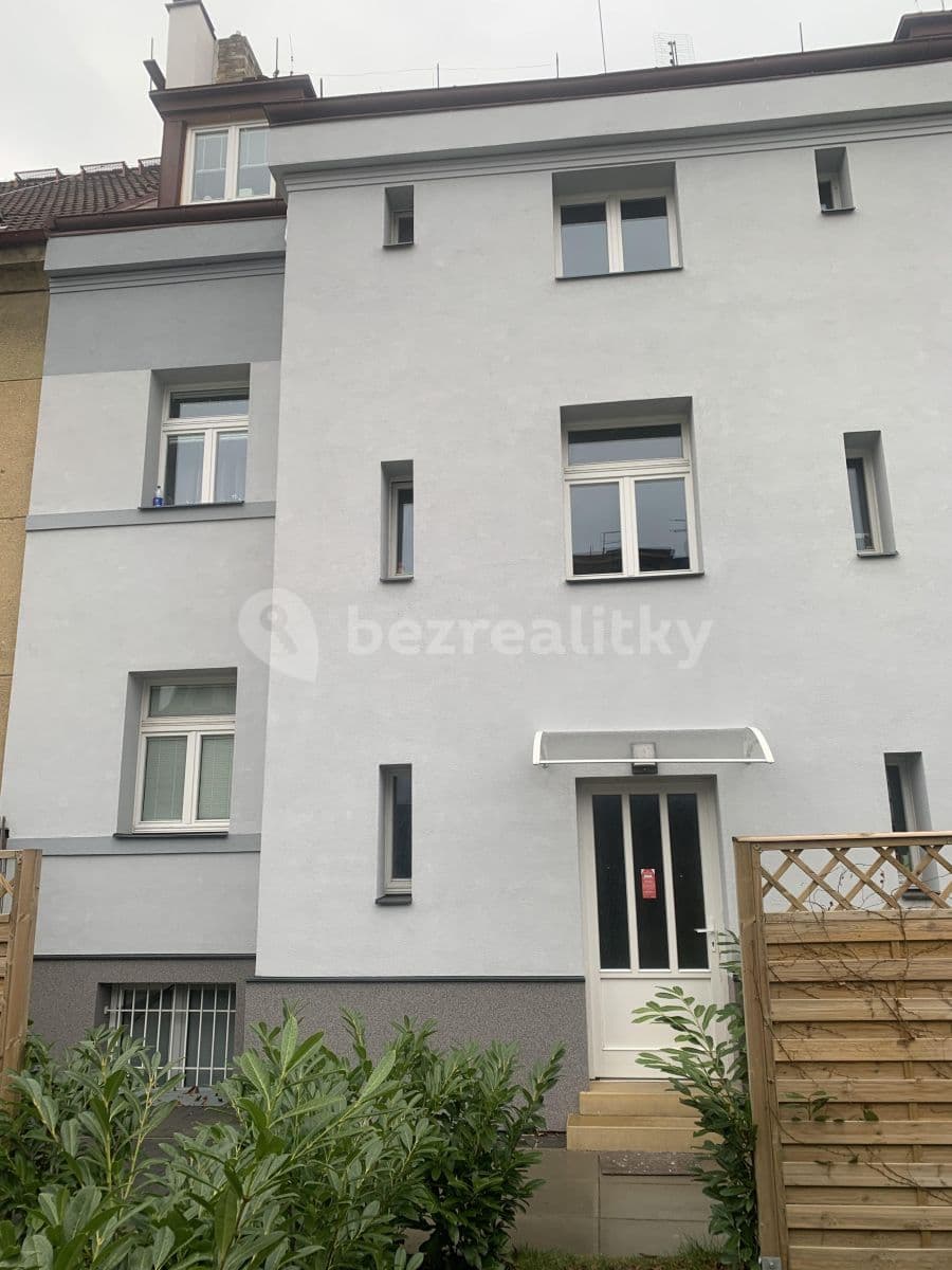 Prenájom bytu Garsoniéra 20 m², Čistovická, Praha, Praha Prenájom bytu Garsoniéra 20 m², Čistovická, Praha, Praha