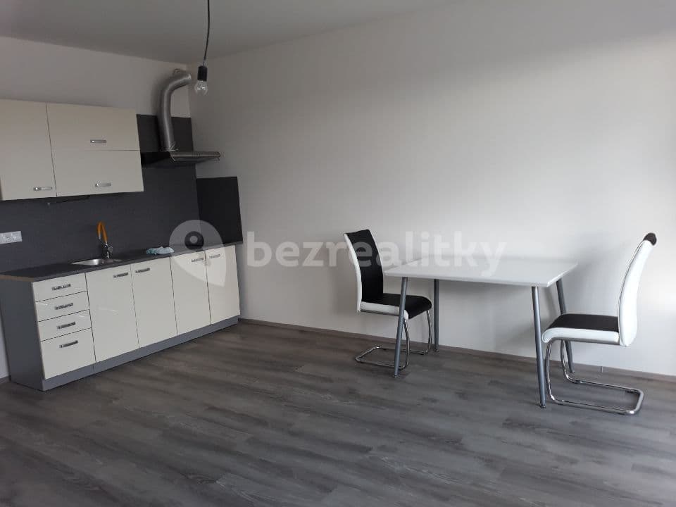 Prenájom bytu 1-izbový 38 m², Zelnice II, Slavkov u Brna, Jihomoravský kraj Prenájom bytu 1-izbový 38 m², Zelnice II, Slavkov u Brna, Jihomoravský kraj