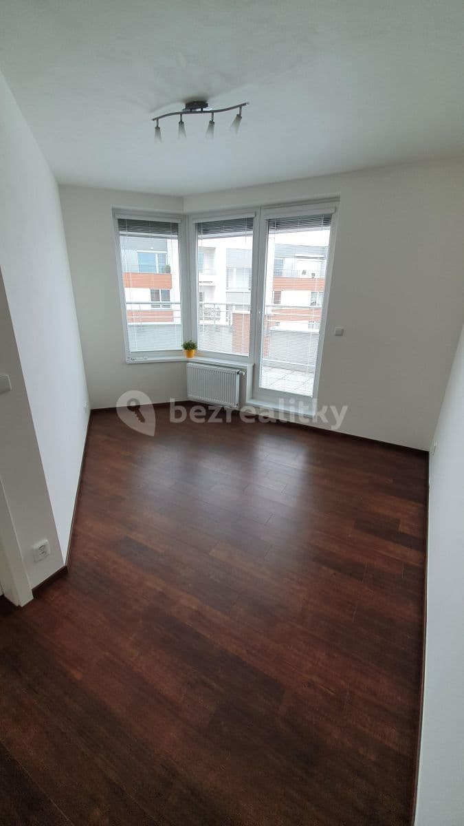 Prenájom bytu 4-izbový 172 m², Milotická, Praha, Praha