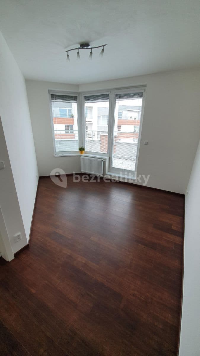 Prenájom bytu 4-izbový 172 m², Milotická, Praha, Praha Prenájom bytu 4-izbový 172 m², Milotická, Praha, Praha