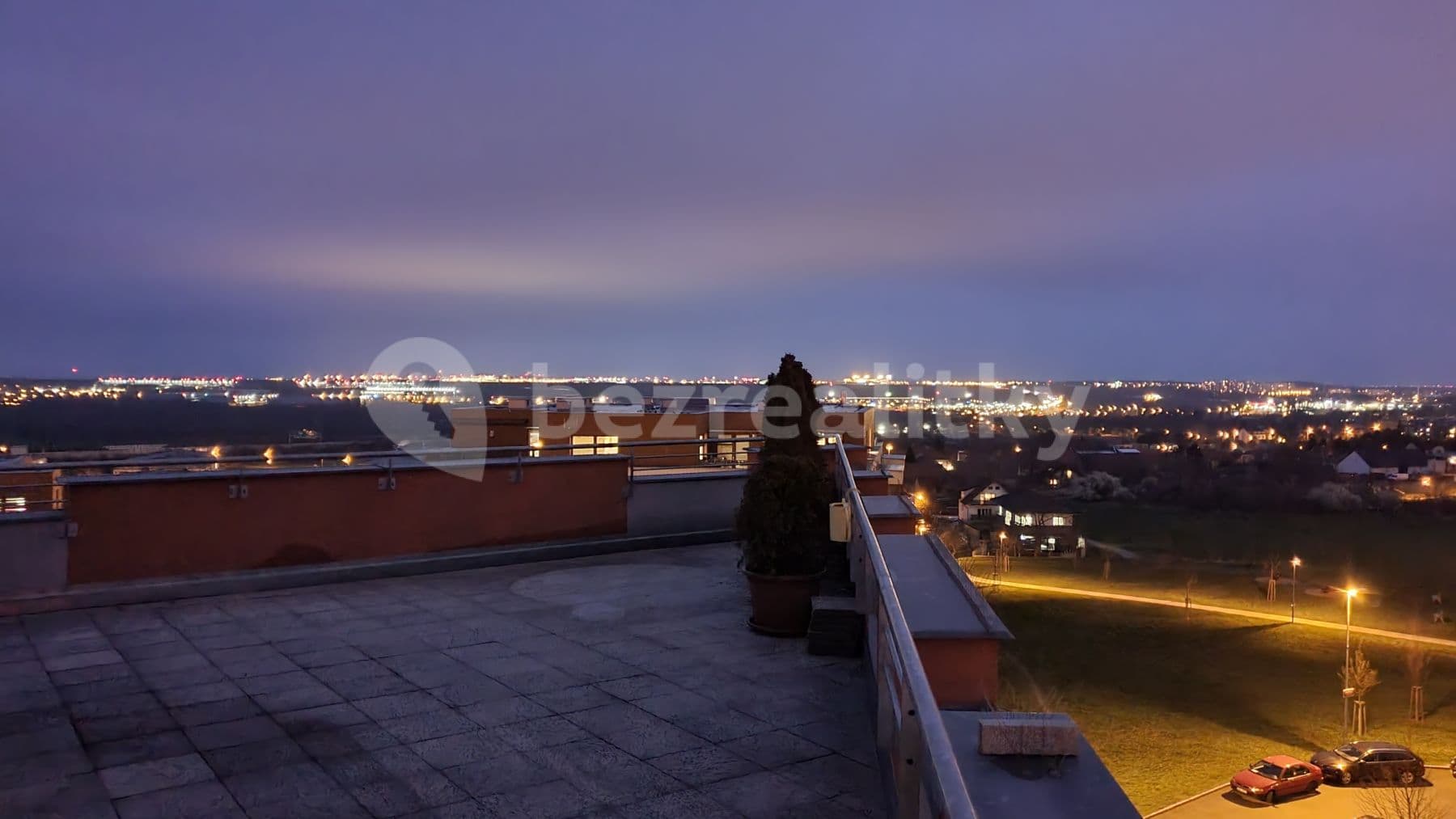 Prenájom bytu 4-izbový 172 m², Milotická, Praha, Praha Prenájom bytu 4-izbový 172 m², Milotická, Praha, Praha