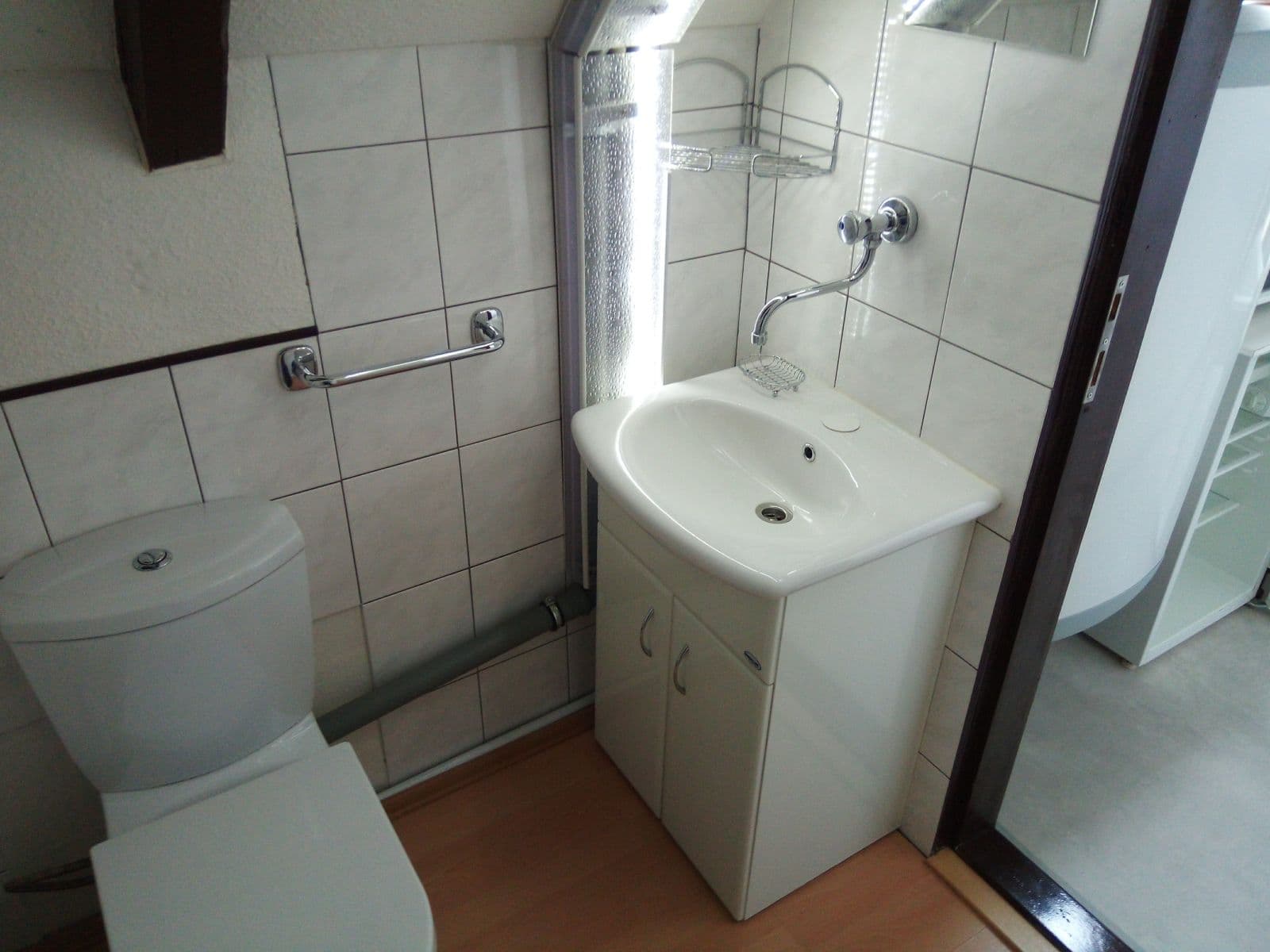 Prenájom bytu 1-izbový 25 m², Horova, Roztoky, Středočeský kraj Prenájom bytu 1-izbový 25 m², Horova, Roztoky, Středočeský kraj