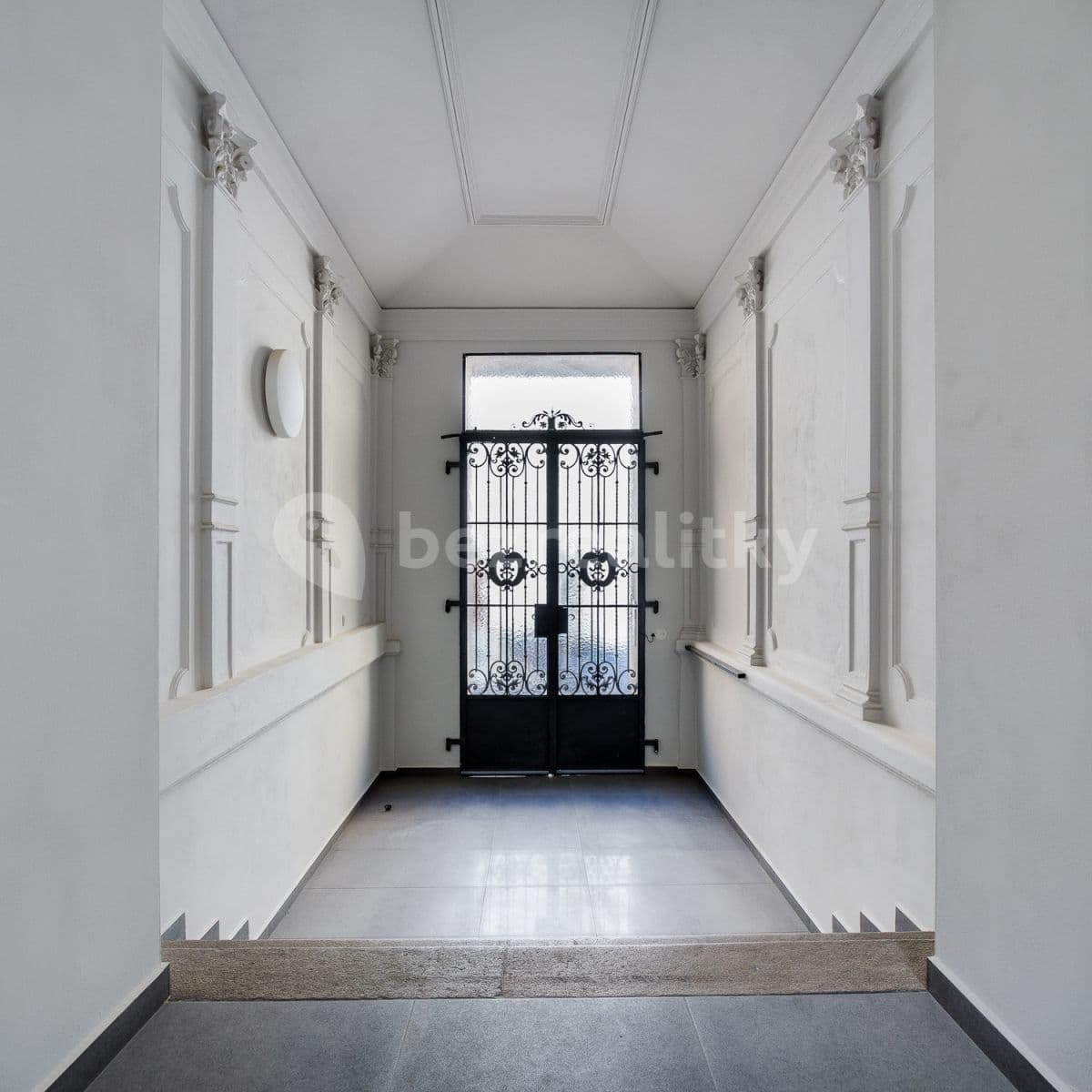 Prenájom bytu 2-izbový 42 m², Podplukovníka Sochora, Praha, Praha Prenájom bytu 2-izbový 42 m², Podplukovníka Sochora, Praha, Praha
