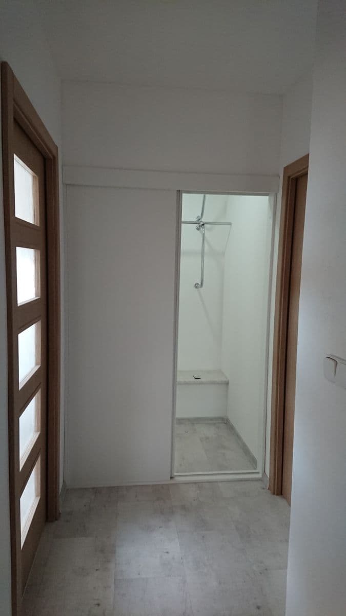 Prenájom bytu 3-izbový 86 m², Verdunská, Ostrava, Moravskoslezský kraj Prenájom bytu 3-izbový 86 m², Verdunská, Ostrava, Moravskoslezský kraj
