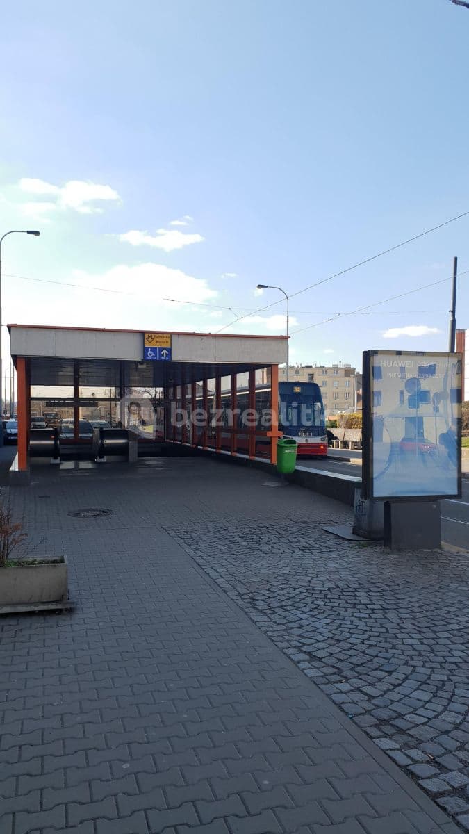 Prenájom bytu 1-izbový 30 m², Turnovská, Praha, Praha Prenájom bytu 1-izbový 30 m², Turnovská, Praha, Praha