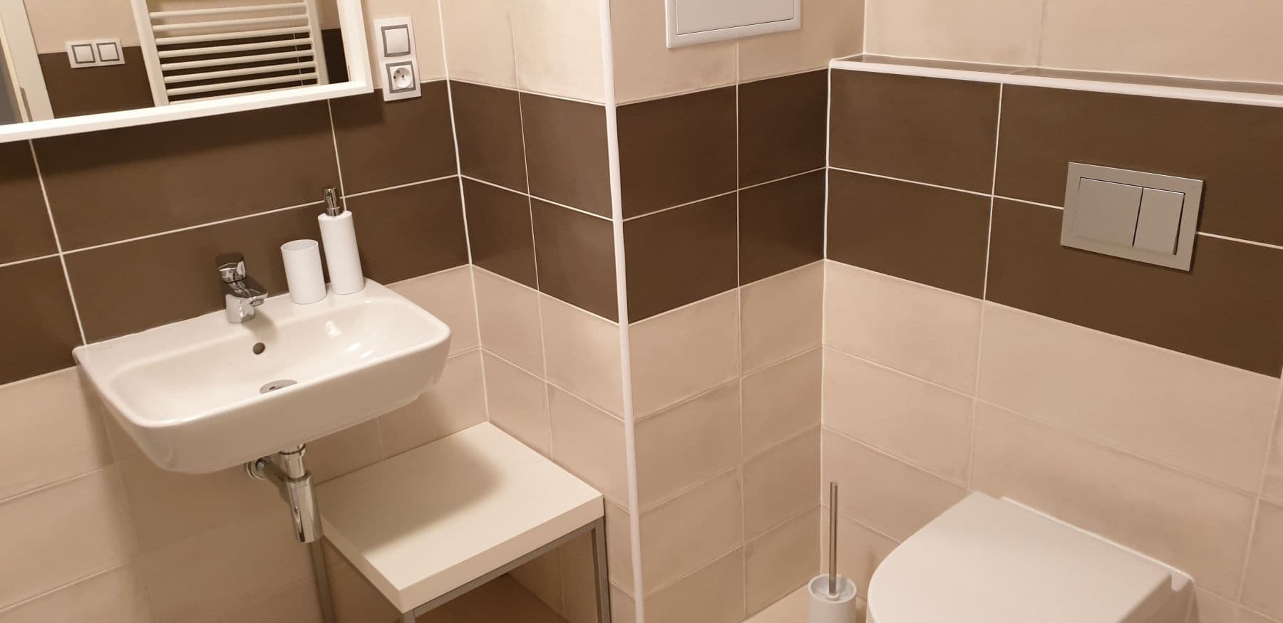 Prenájom bytu 2-izbový 58 m², Pod radnicí, Praha, Praha Prenájom bytu 2-izbový 58 m², Pod radnicí, Praha, Praha