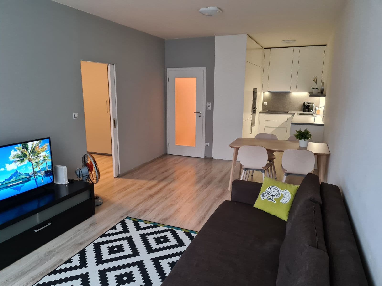 Prenájom bytu 2-izbový 58 m², Pod radnicí, Praha, Praha Prenájom bytu 2-izbový 58 m², Pod radnicí, Praha, Praha
