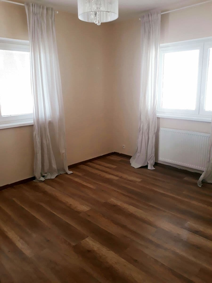 Predaj bytu 3-izbový 63 m², Armádní, Milovice, Středočeský kraj Predaj bytu 3-izbový 63 m², Armádní, Milovice, Středočeský kraj