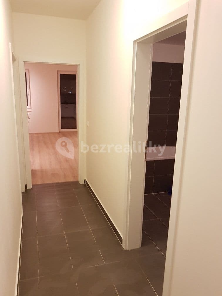 Prenájom bytu 2-izbový 53 m², Škrábkových, Praha, Praha Prenájom bytu 2-izbový 53 m², Škrábkových, Praha, Praha