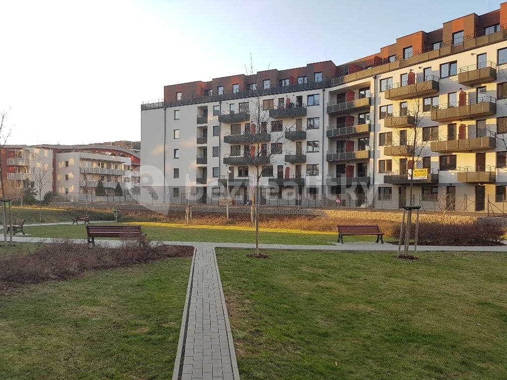 Prenájom bytu 2-izbový 53 m², Škrábkových, Praha, Praha Prenájom bytu 2-izbový 53 m², Škrábkových, Praha, Praha