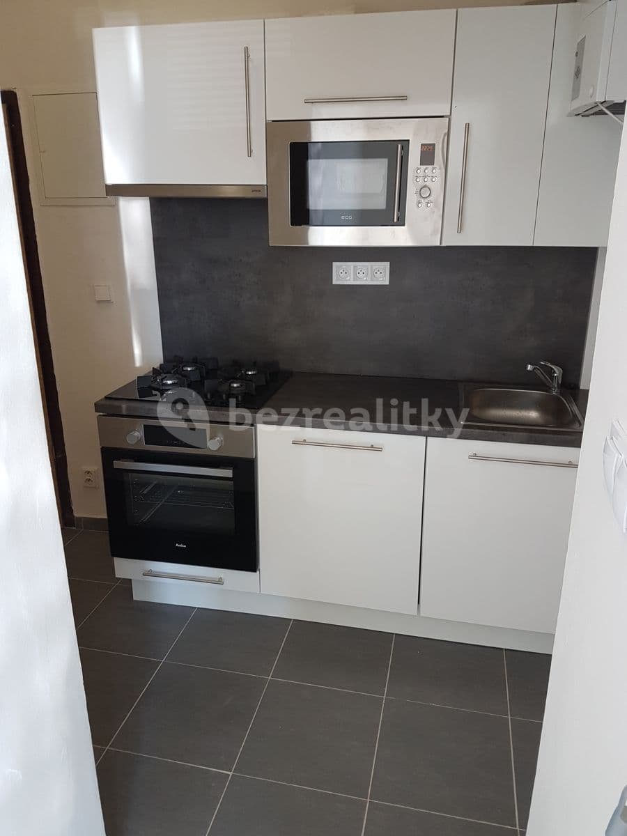Prenájom bytu 1-izbový 29 m², Baarova, Praha, Praha Prenájom bytu 1-izbový 29 m², Baarova, Praha, Praha