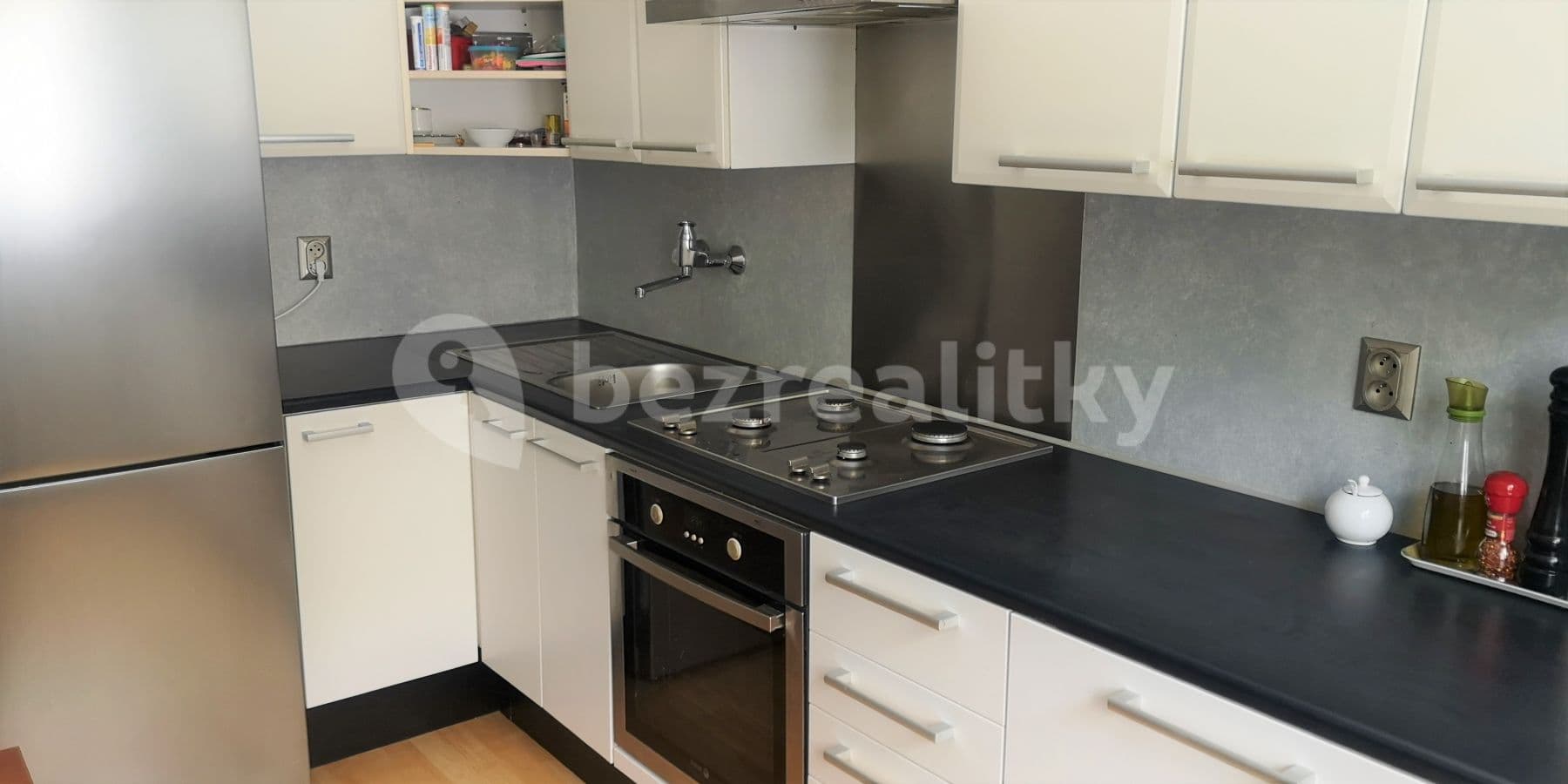 Prenájom bytu 2-izbový 55 m², Krčská, Praha, Praha Prenájom bytu 2-izbový 55 m², Krčská, Praha, Praha