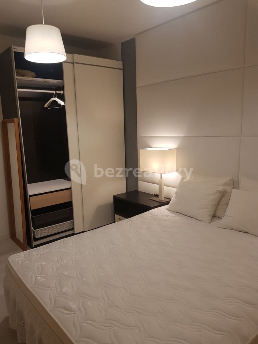 Prenájom bytu 2-izbový 57 m², Pod Harfou, Praha, Praha Prenájom bytu 2-izbový 57 m², Pod Harfou, Praha, Praha