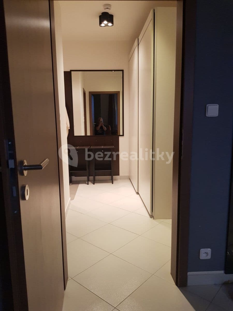 Prenájom bytu 2-izbový 57 m², Pod Harfou, Praha, Praha Prenájom bytu 2-izbový 57 m², Pod Harfou, Praha, Praha